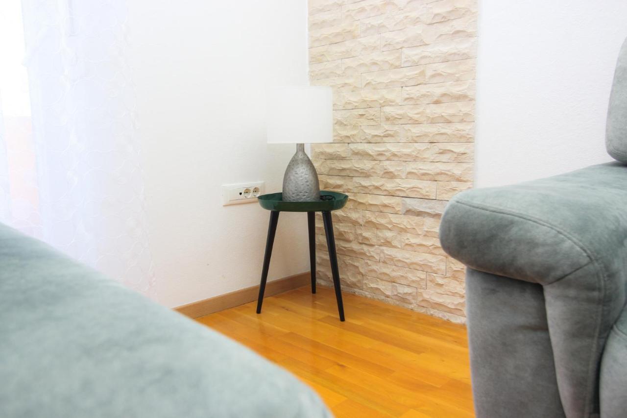 Lotta Apartment