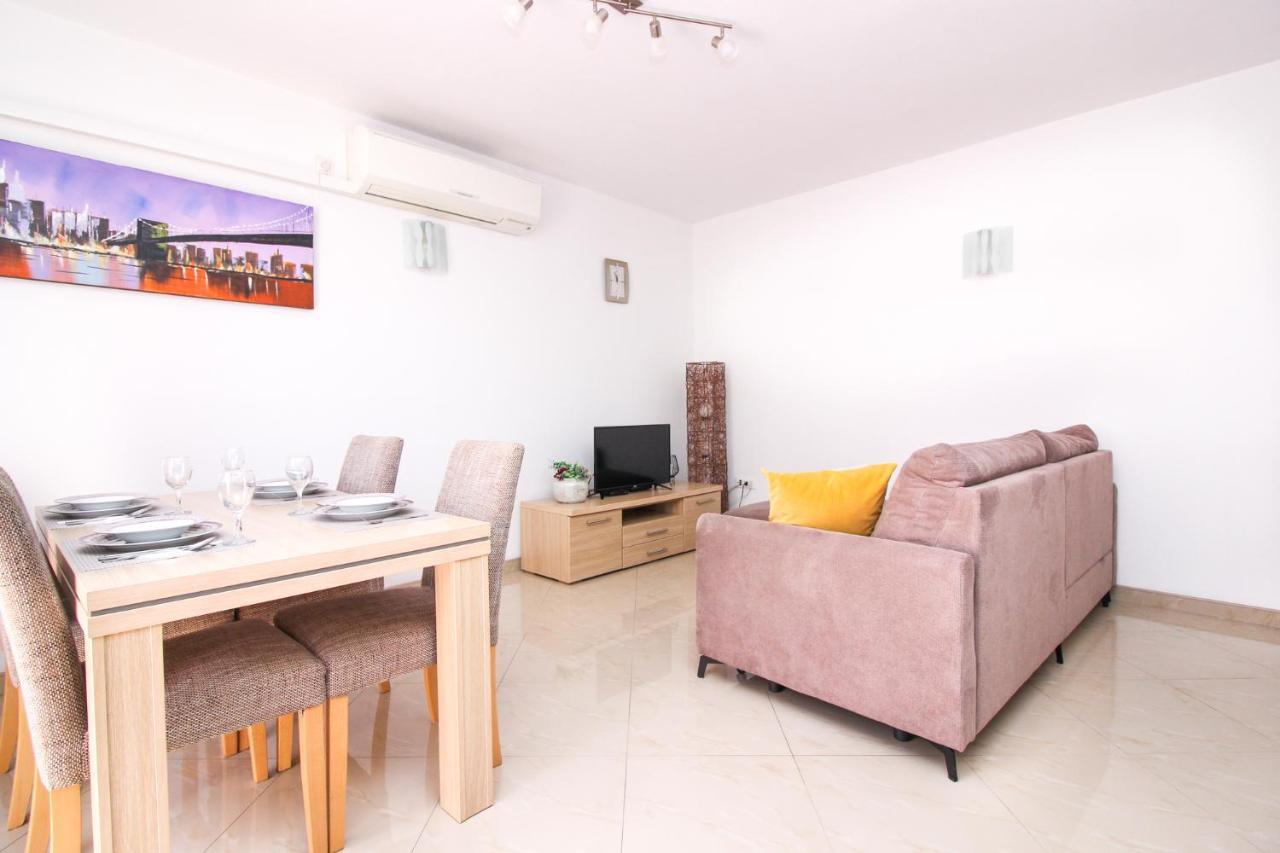 Lotta Apartamento